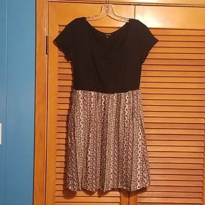 Cute torrid midi dress